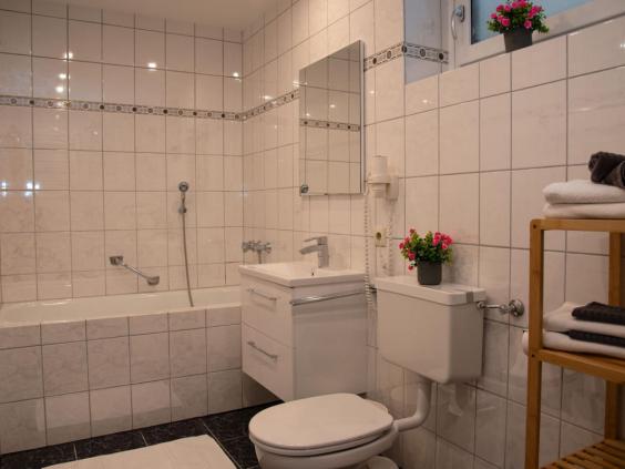 Schöne Badezimmer im Haus Meyer